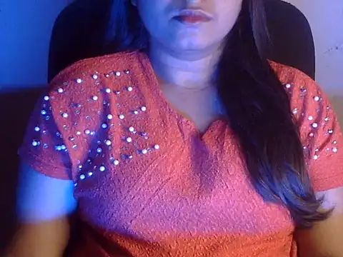 Snapshot of Aanya_Hazel chatting on 09-25-25, 12:16 Aanya Hazel online show from 09-25-25, 12:16