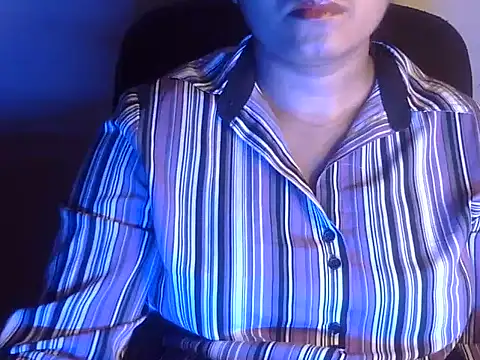 Snapshot of Aanya_Hazel chatting on 09-23-25, 10:17 Aanya Hazel online show from 09-23-25, 10:17