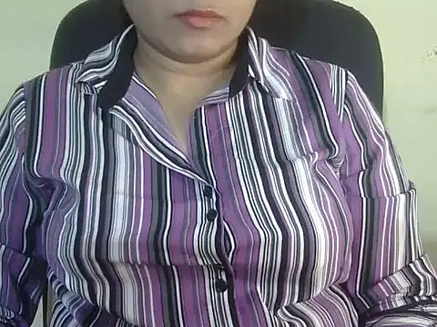 Snapshot of Aanya_Hazel chatting on 11-01-25, 08:25 Aanya Hazel online show from 11-01-25, 08:25