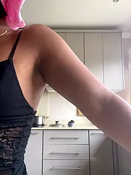 031bubbles online show from 12-21-25, 09:11