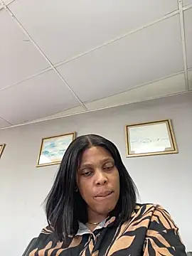 031bubbles online show from 12-22-25, 08:47