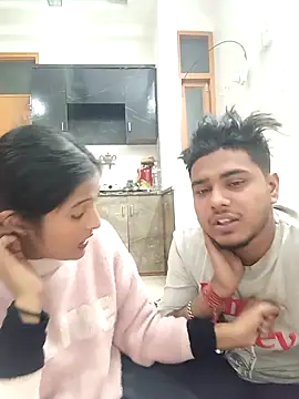 romantic couple1 online show from 12-19-25, 12:58