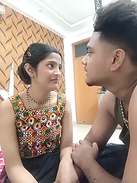 romantic couple1 online show from 02-17-26, 01:14