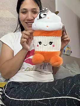 Snapshot of PrincessYYara chatting on 10-19-25, 01:36 PrincessYYara online show from 10-19-25, 01:36