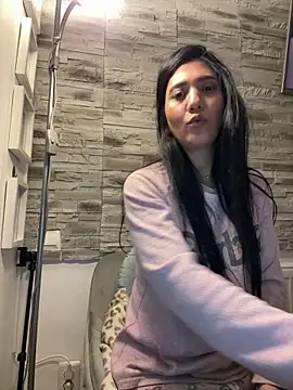 Snapshot of PrincessYYara chatting on 10-22-25, 03:11 PrincessYYara online show from 10-22-25, 03:11