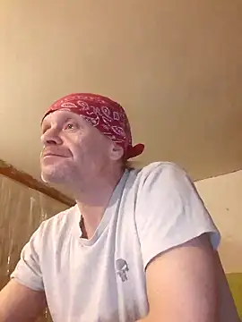 Kuba Gd online show from 03-18-25, 01:57