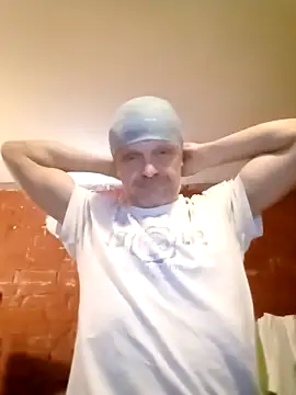 Kuba Gd online show from 09-18-25, 01:47