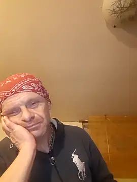 Kuba Gd online show from 02-26-25, 02:41