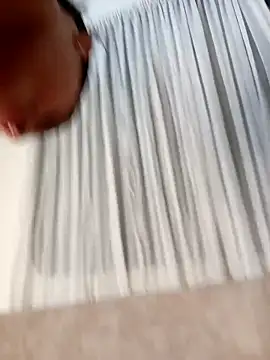 Marian Zeller online show from 11-21-25, 09:08