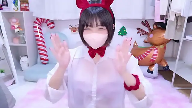 Hinata Sun online show from 12-20-25, 05:49