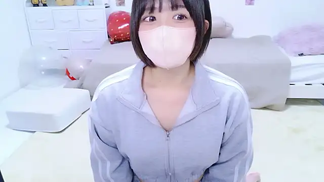 Snapshot of Hinata_Sun chatting on 05-03-26, 09:07 Hinata Sun online show from 05-03-26, 09:07