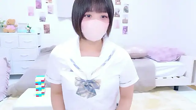 Hinata Sun online show from 02-27-26, 01:22