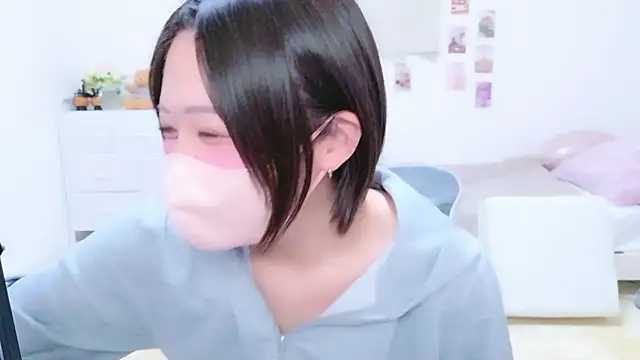 Hinata Sun online show from 03-26-26, 09:24