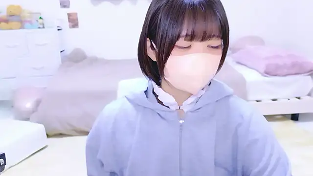 Snapshot of Hinata_Sun chatting on 05-21-26, 10:23 Hinata Sun online show from 05-21-26, 10:23
