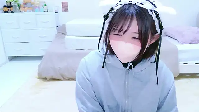 Hinata Sun online show from 07-20-26, 01:46