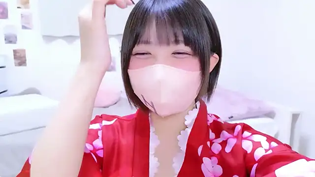 Hinata Sun online show from 03-08-26, 01:25