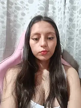 Snapshot of Lahila_ chatting on 06-26-26, 03:40 Lahila online show from 06-26-26, 03:40