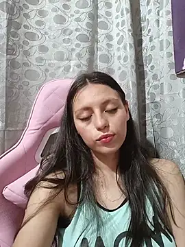 Snapshot of Lahila_ chatting on 07-09-26, 04:28 Lahila online show from 07-09-26, 04:28
