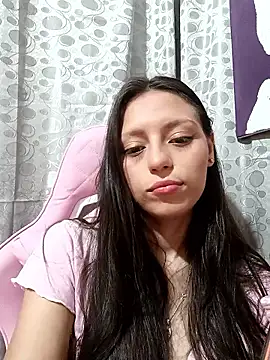 Snapshot of Lahila_ chatting on 06-16-26, 03:56 Lahila online show from 06-16-26, 03:56