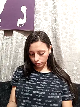 Snapshot of Lahila_ chatting on 10-21-25, 02:16 Lahila  online show from 10-21-25, 02:16