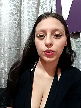 Snapshot of Lahila_ chatting on 10-08-25, 01:23 Lahila  online show from 10-08-25, 01:23
