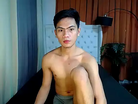 Snapshot of alex_cummer chatting on 02-06-26, 08:21 alex cummer online show from 02-06-26, 08:21