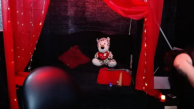 brenda smile33 online show from 11-08-25, 01:25