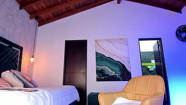 Sofi Moreno online show from 09-24-25, 11:50