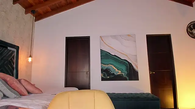 Sofi Moreno online show from 10-10-25, 12:17