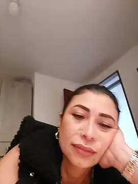 mia mancinii online show from 02-18-26, 05:53