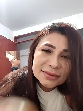 mia mancinii online show from 06-27-26, 01:44
