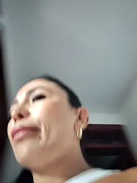 mia mancinii online show from 03-19-26, 11:49