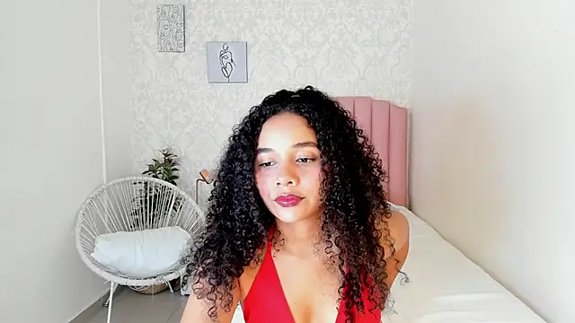 esther sofia online show from 04-30-26, 08:05
