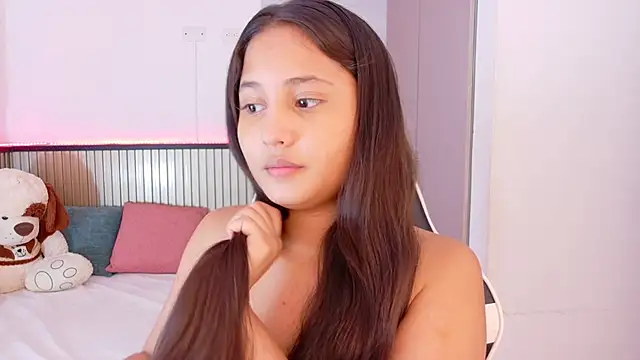 Snapshot of Laly_Cherry_ chatting on 12-03-25, 12:48 Laly Cherry online show from 12-03-25, 12:48