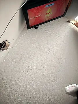 Missy Aprill online show from 12-15-25, 06:25