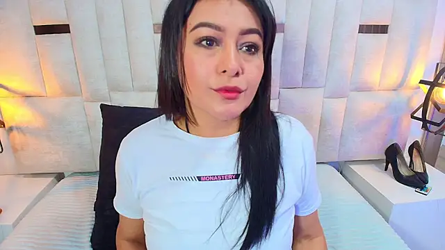 Snapshot of Miss_Susan chatting on 09-16-25, 11:44 Miss Susan online show from 09-16-25, 11:44