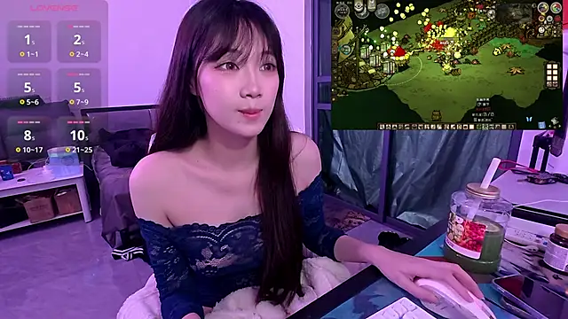 Linbaibai online show from 11-23-25, 03:55