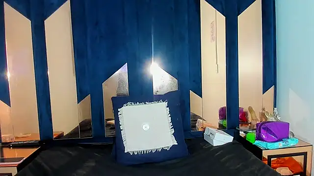 Alisha Evans Rs online show from 11-13-25, 03:49