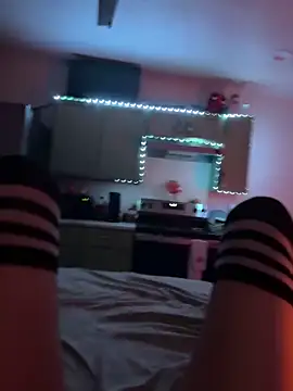 Snapshot of littiekitty chatting on 10-15-25, 03:20 littiekitty online show from 10-15-25, 03:20