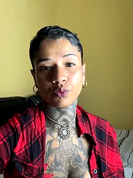 Snapshot of xbigpeach chatting on 09-11-25, 10:32 xbigpeach online show from 09-11-25, 10:32