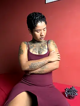 Snapshot of xbigpeach chatting on 10-09-25, 10:10 xbigpeach online show from 10-09-25, 10:10