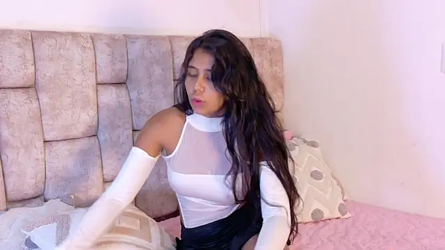 Kitty Rose   online show from 10-10-25, 12:28
