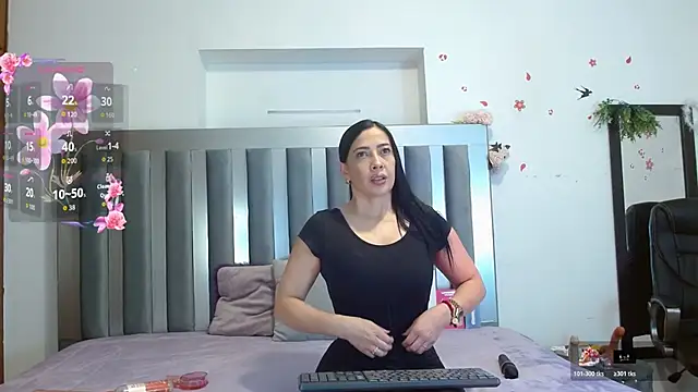 cortney tayler online show from 11-26-25, 01:55