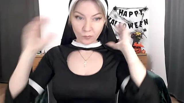 ParadiseAlina online show from 10-31-25, 09:00