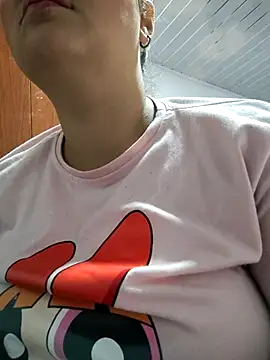 Freyacooper online show from 10-18-25, 02:46