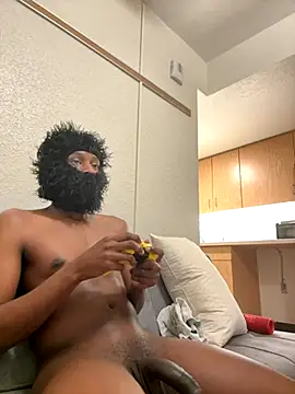 Snapshot of hungdrew9 chatting on 11-18-25, 02:16 hungdrew9 online show from 11-18-25, 02:16