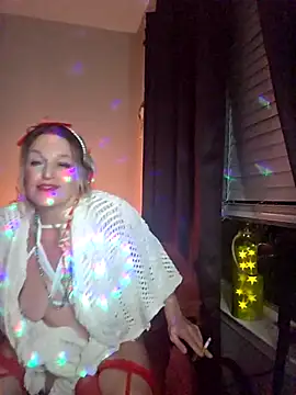 Calimarina online show from 12-21-25, 04:14