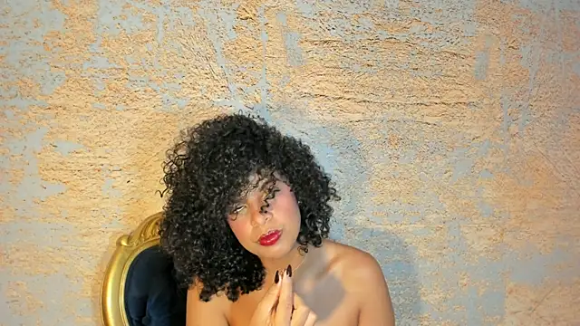 Snapshot of SheyLopez chatting on 06-12-26, 03:37 SheyLopez online show from 06-12-26, 03:37