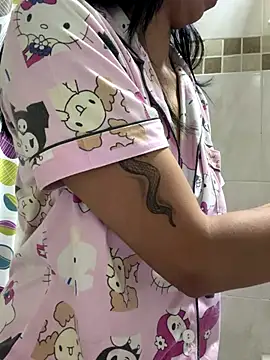 Clawd hot online show from 12-17-25, 01:38