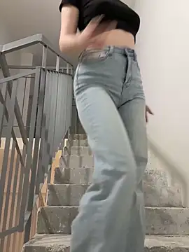 Cumonmme online show from 11-10-25, 09:42